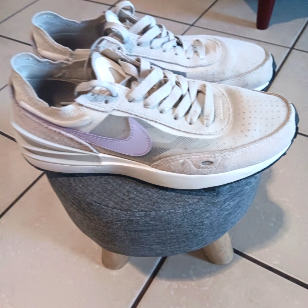 Nike shoes women 7.5